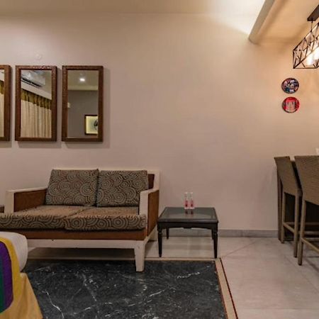 Hotel Imperial Park Sector 45 غورغاون المظهر الخارجي الصورة