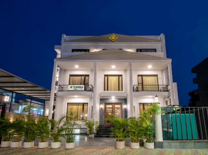 Hotel Imperial Park Sector 45 غورغاون المظهر الخارجي الصورة