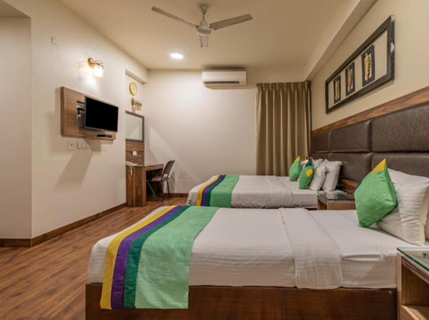 Hotel Imperial Park Sector 45 غورغاون المظهر الخارجي الصورة